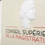 Première sanction disciplinaire d’un magistrat à la suite d’une plainte directe d’un justiciable
